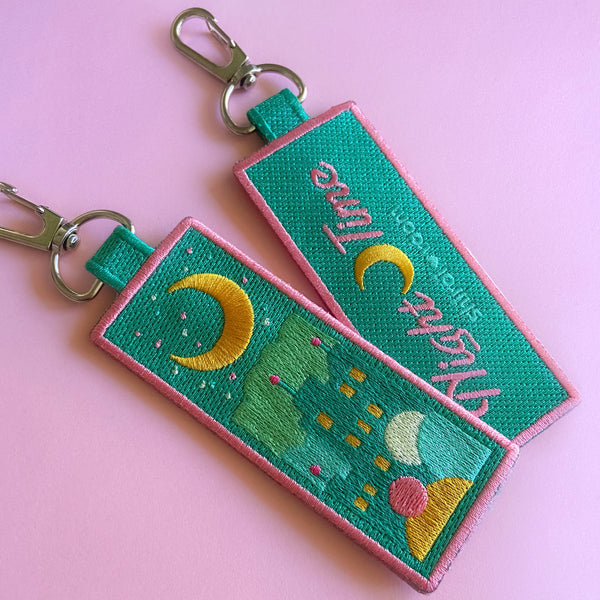 Night Time (green) - Embroidered Keychain