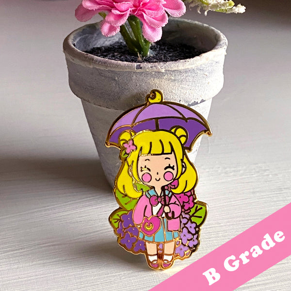 (B)Usagi Crossing - Enamel Pin